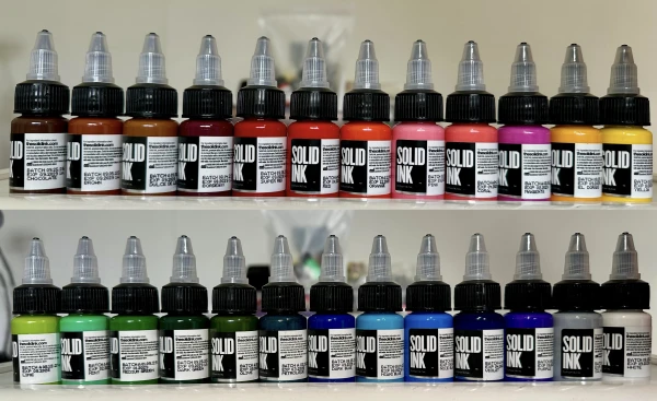 Colores Solid Ink media onza's foto | Habana Tattoo Shop |  BizneCubano